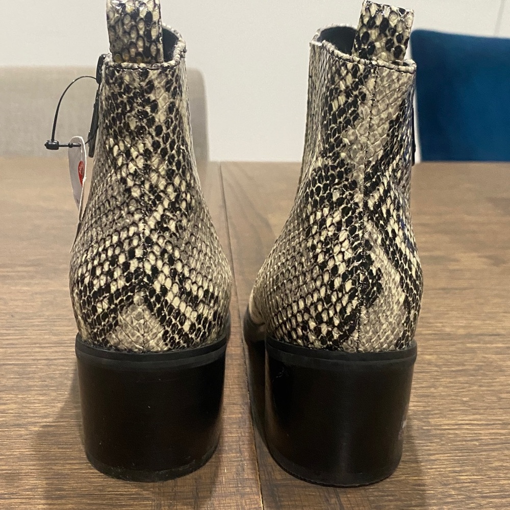 Blondo Snake Print Boots with Black Accents - Picture 8 of 17